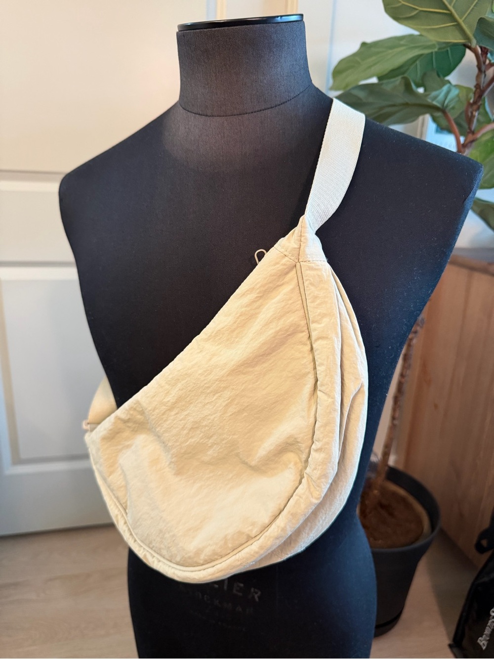 Uniqlo Cream/Tan Crossbody Sling Bag